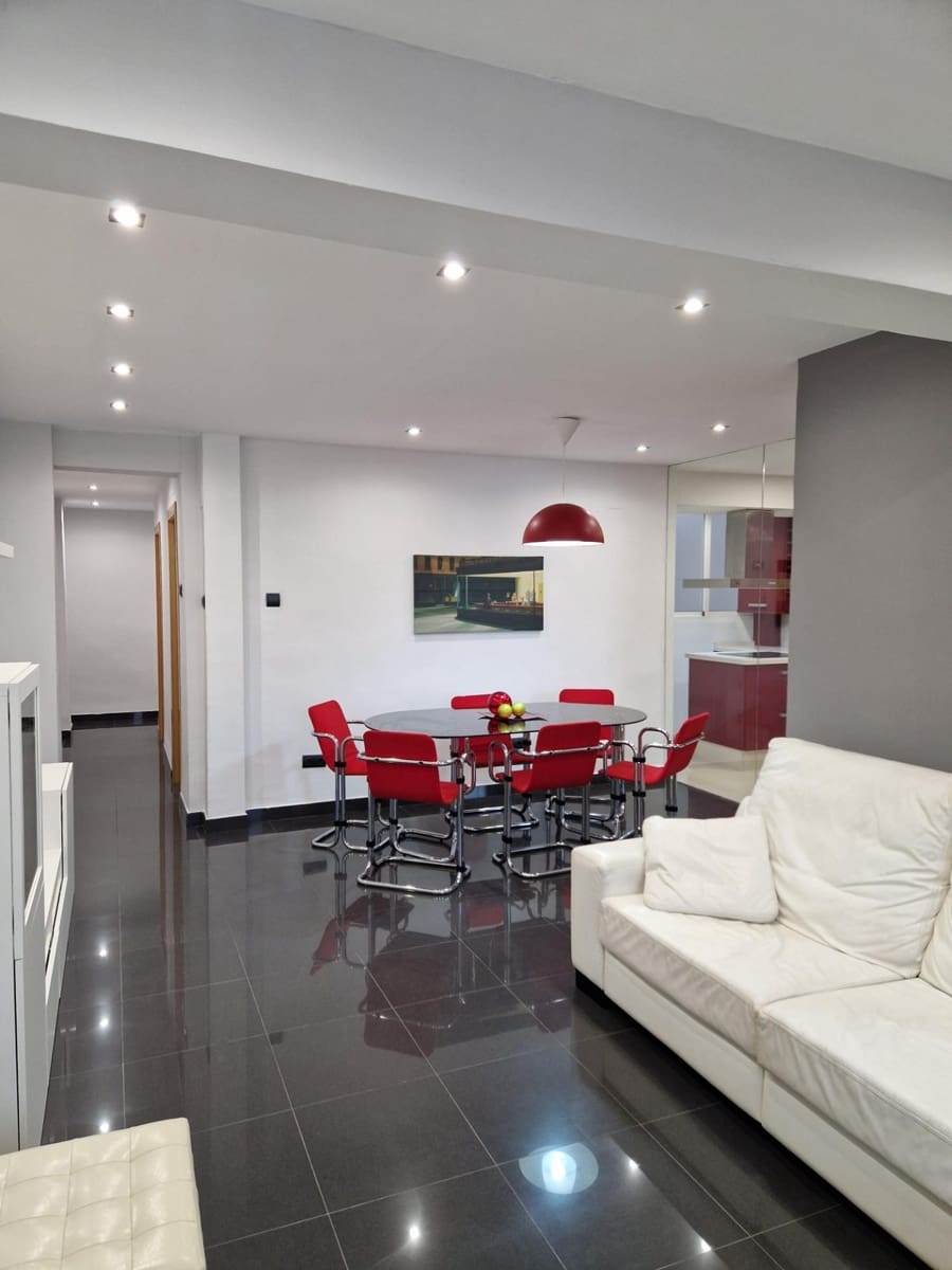 2 sovrum Lägenhet att hyra i Valencia stad - 1 500 € (Ref: 10173841)