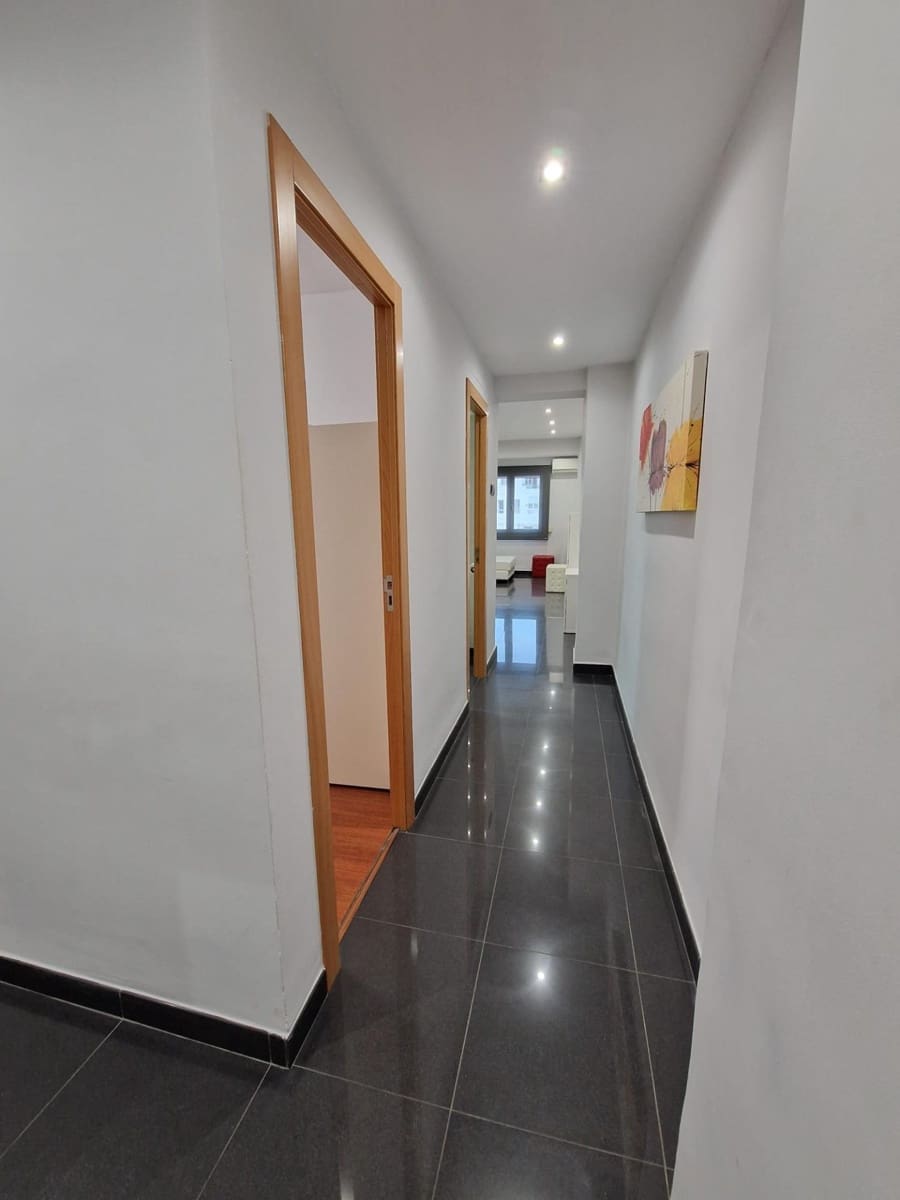 2 sovrum Lägenhet att hyra i Valencia stad - 1 500 € (Ref: 10173841)