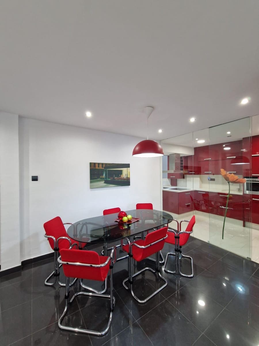 2 sovrum Lägenhet att hyra i Valencia stad - 1 500 € (Ref: 10173841)