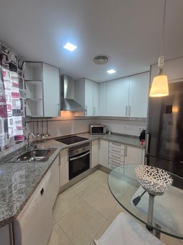 2 soveværelse Penthouse til leje i Valencia by med swimmingpool garage - € 1.900 (Ref: 10173842)