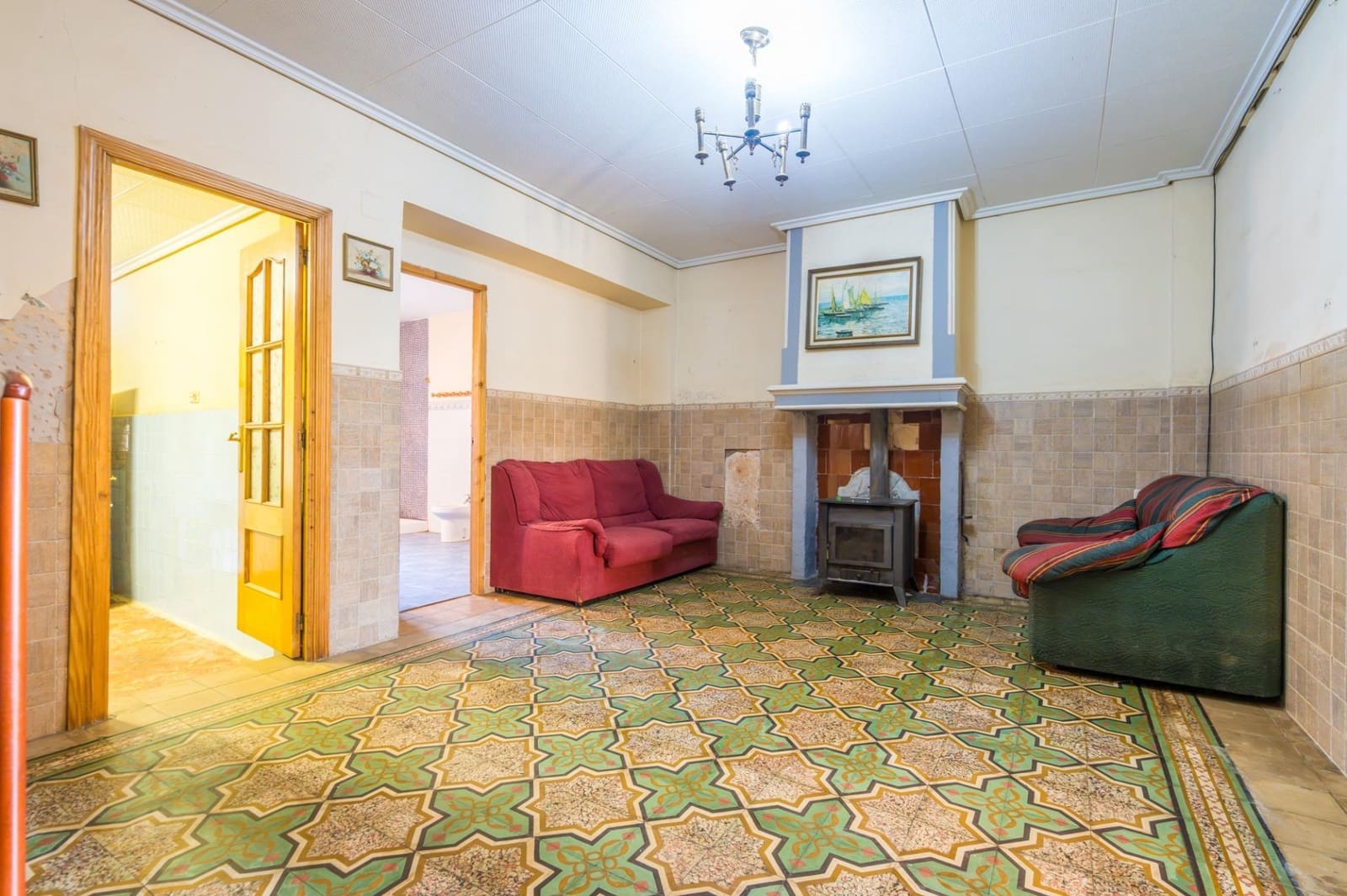 3 slaapkamer Huis te koop in Requena met garage - € 126.000 (Ref: 10180777)