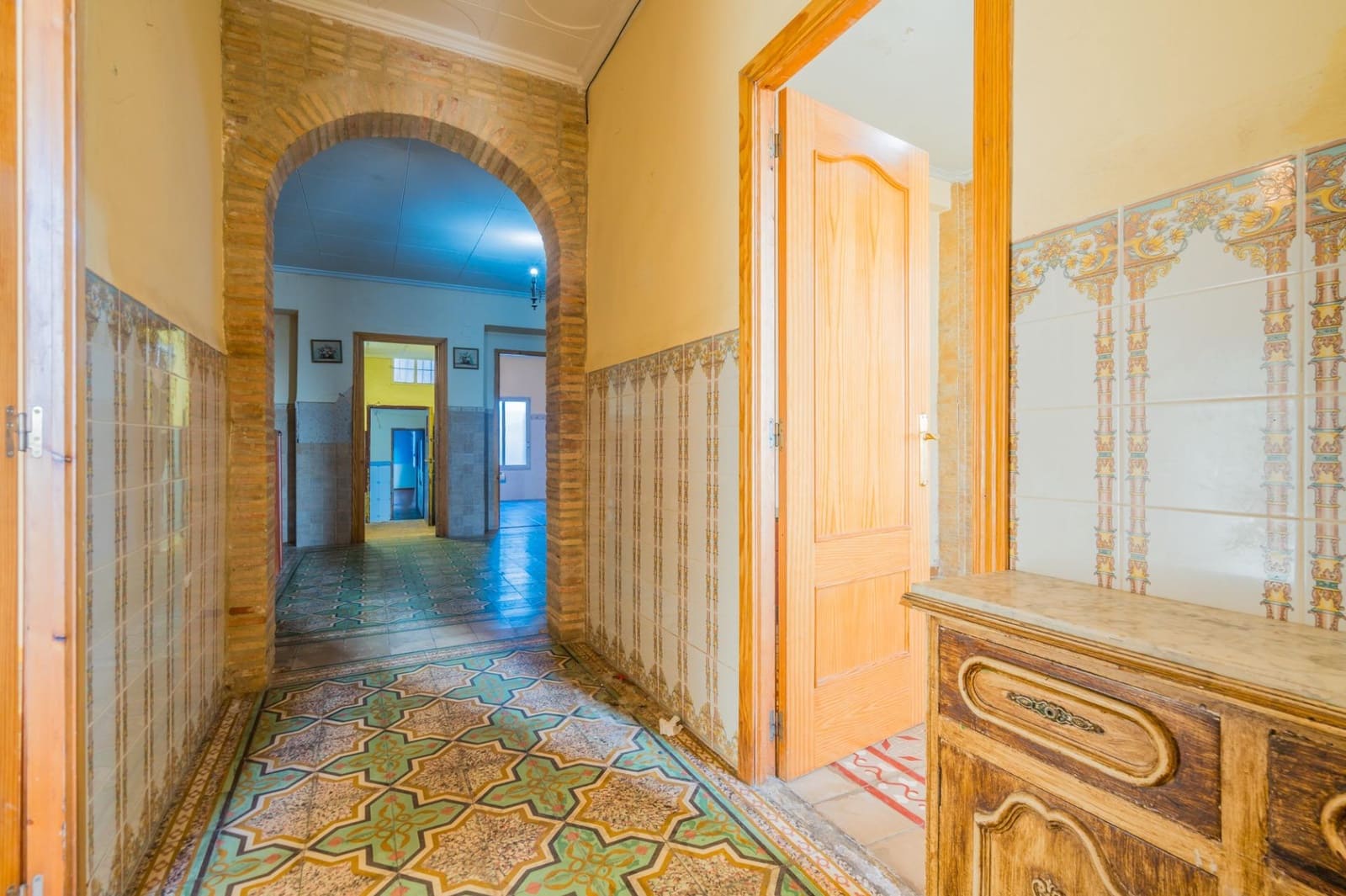 3 slaapkamer Huis te koop in Requena met garage - € 126.000 (Ref: 10180777)