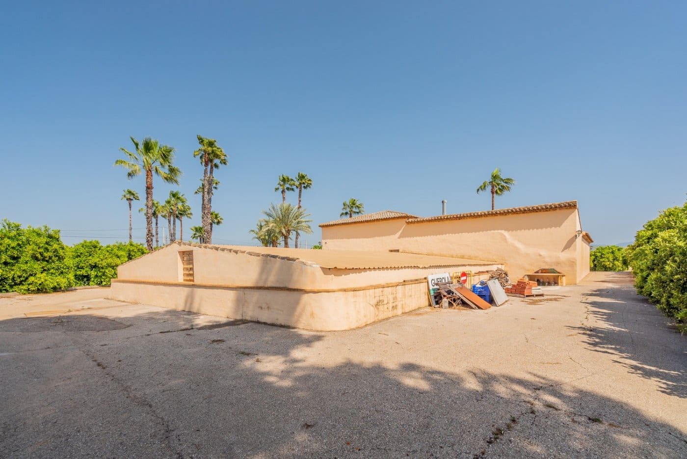 2 soveværelse Finca/Landehus til salg i L'Enova med garage - € 600.000 (Ref: 6904521)