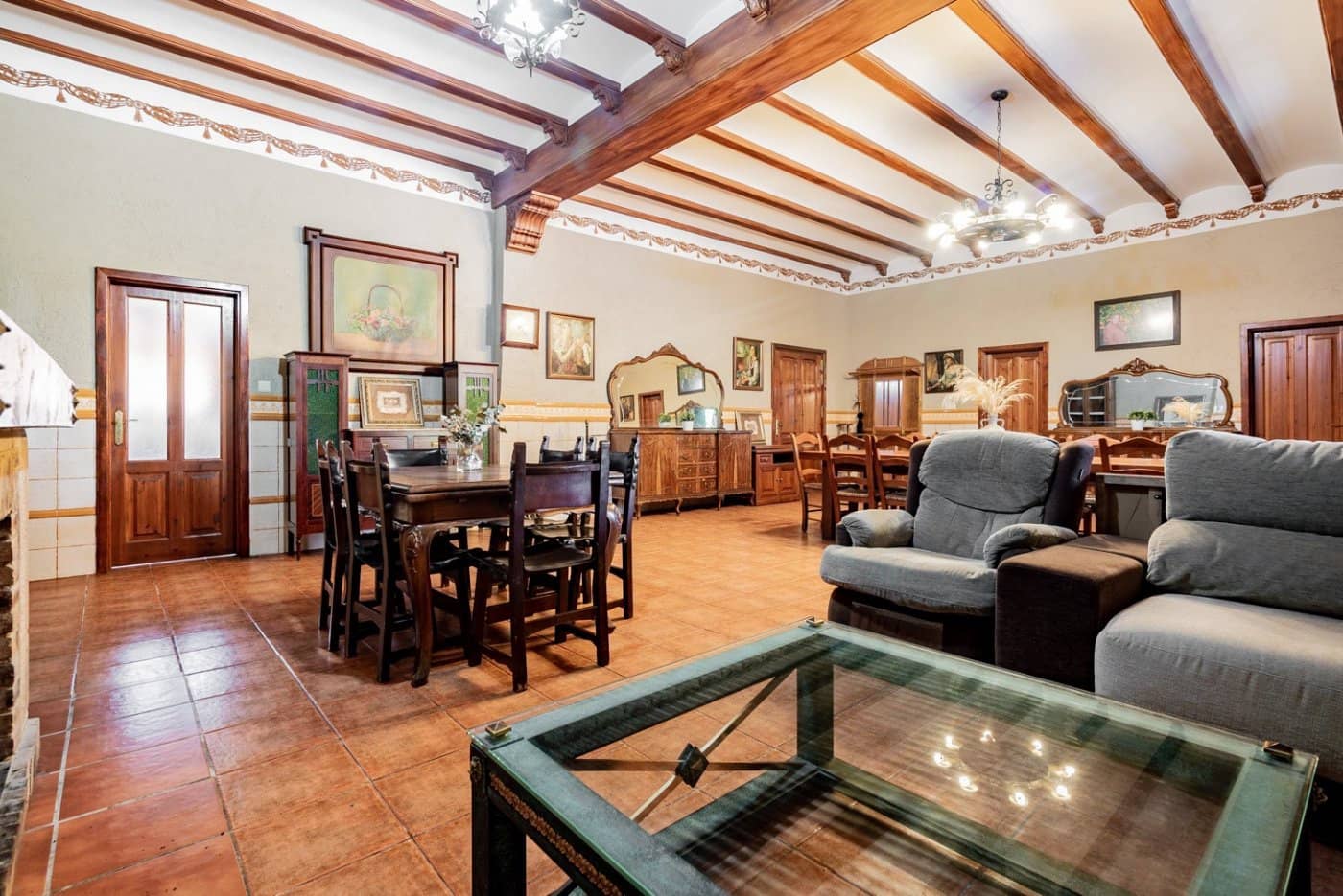 2 soveværelse Finca/Landehus til salg i L'Enova med garage - € 600.000 (Ref: 6904521)