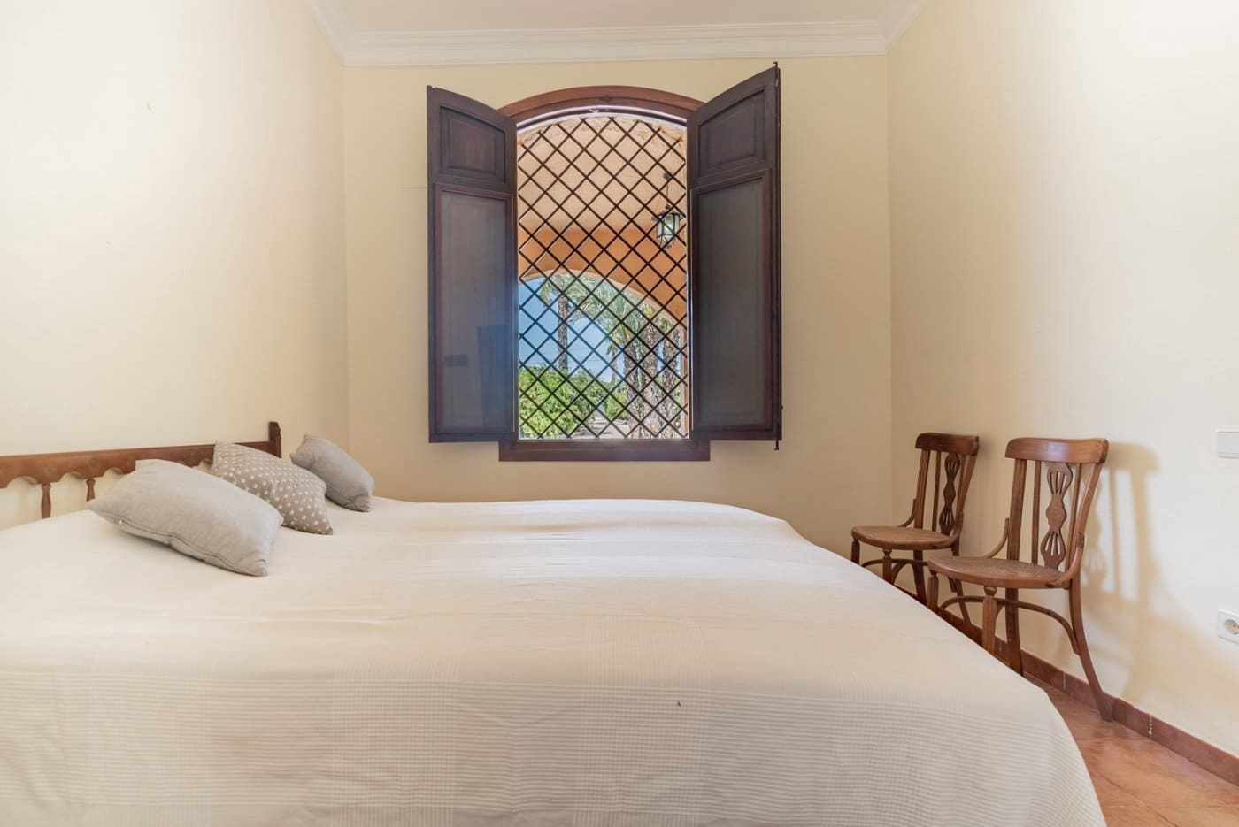 2 soveværelse Finca/Landehus til salg i L'Enova med garage - € 600.000 (Ref: 6904521)