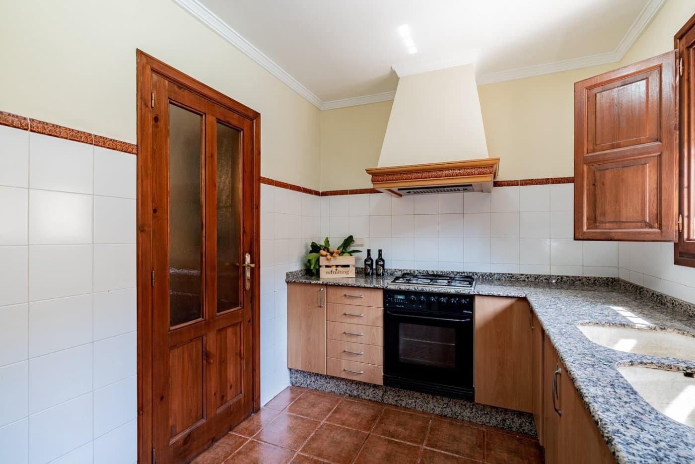 2 soveværelse Finca/Landehus til salg i L'Enova med garage - € 600.000 (Ref: 6904521)