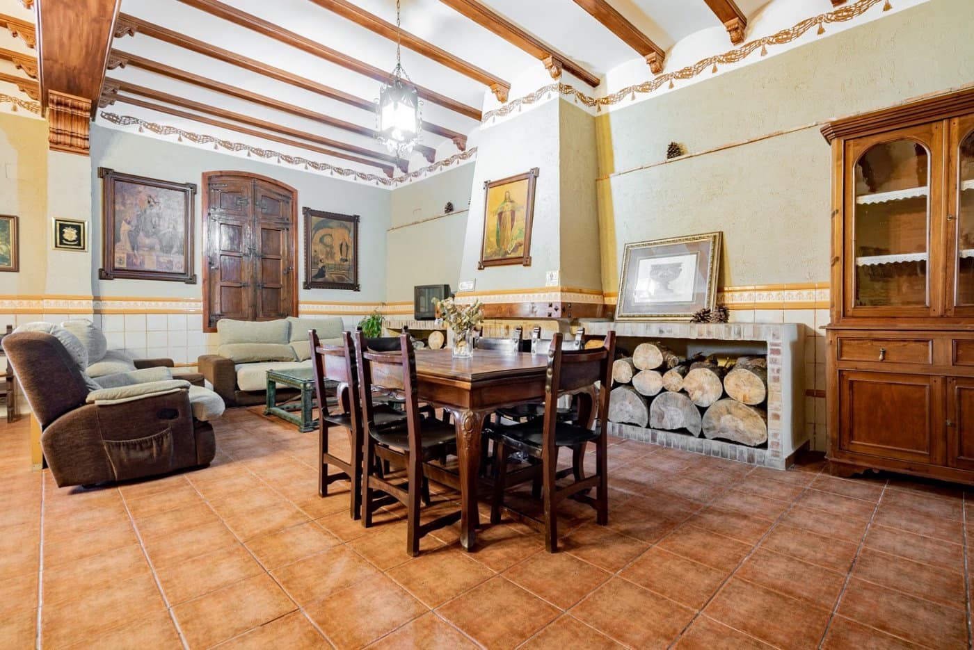 2 soveværelse Finca/Landehus til salg i L'Enova med garage - € 600.000 (Ref: 6904521)