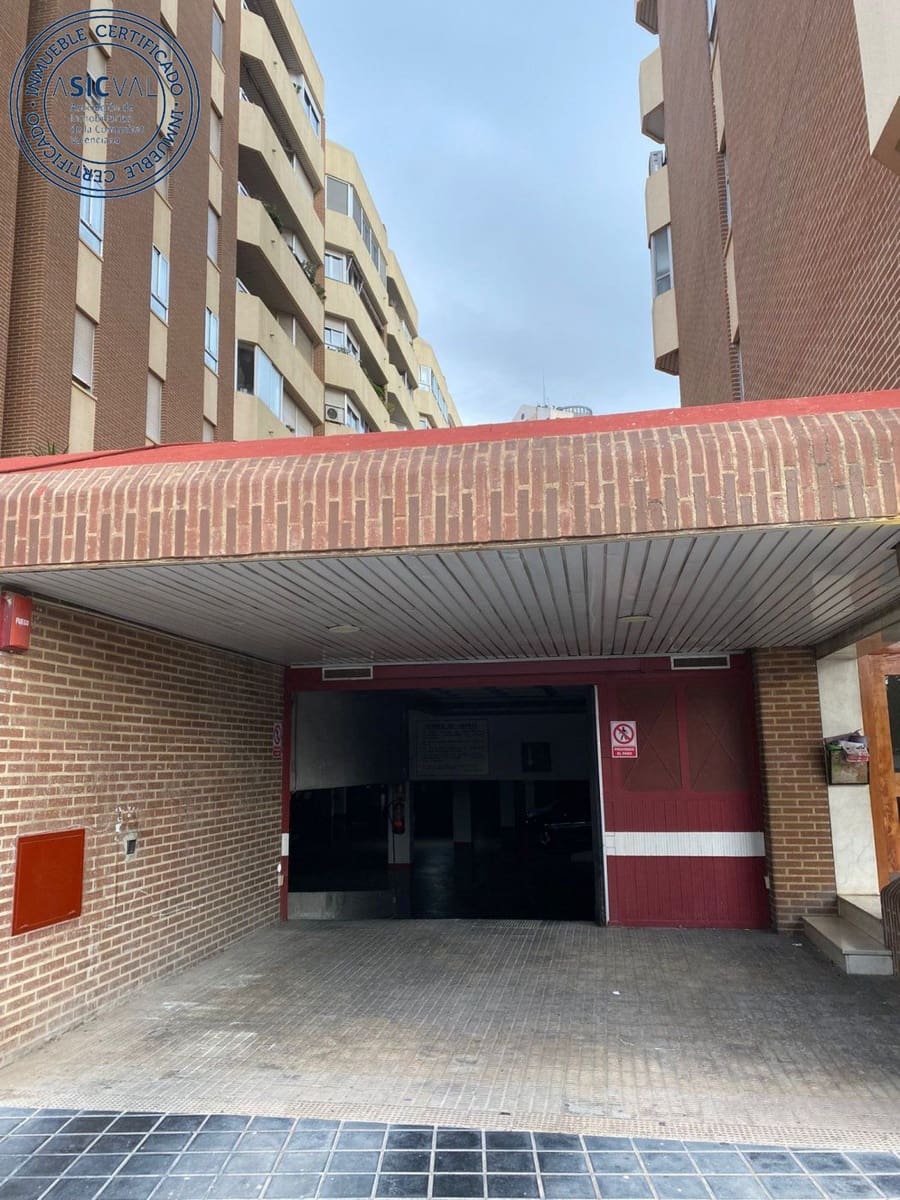 Garage in vendita in Valencia citta - 27.000 € (Rif: 7295679)