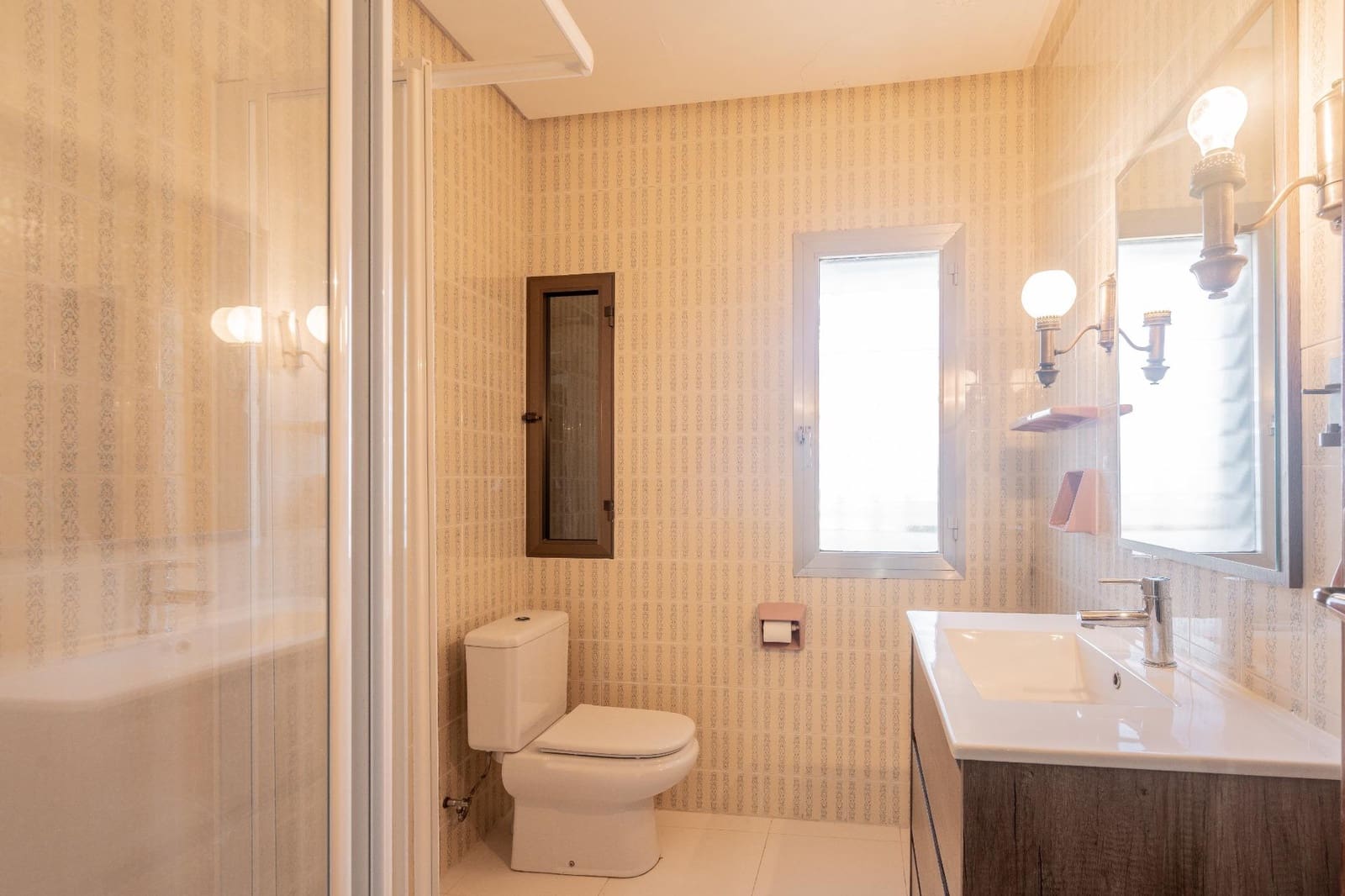 9 soverom Villa til salgs i Torrent med svømmebasseng - € 600 000 (Ref: 7622457)