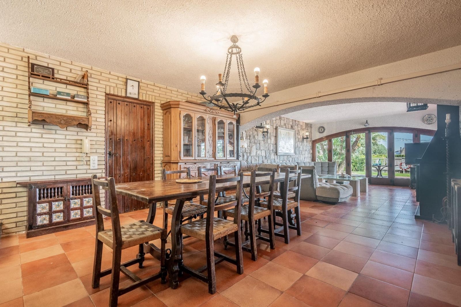 9 soverom Villa til salgs i Torrent med svømmebasseng - € 600 000 (Ref: 7622457)