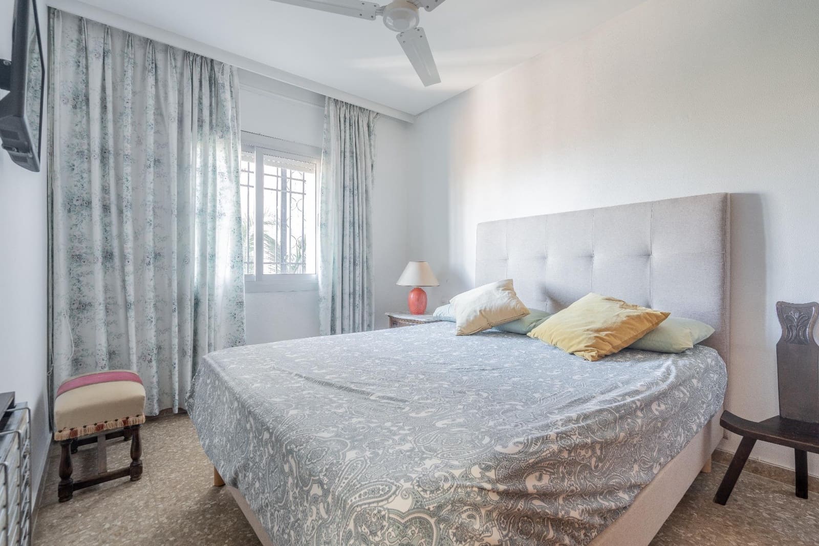 9 soverom Villa til salgs i Torrent med svømmebasseng - € 600 000 (Ref: 7622457)