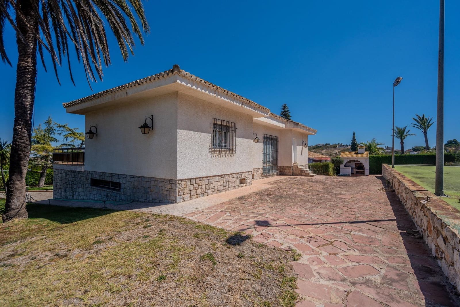 9 soverom Villa til salgs i Torrent med svømmebasseng - € 600 000 (Ref: 7622457)