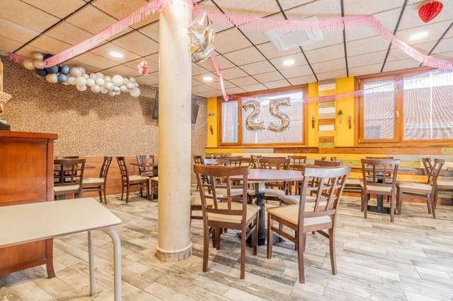 4 makuuhuone Hotelli myytävänä paikassa Anento - 160 000 € (Ref: 8000790)