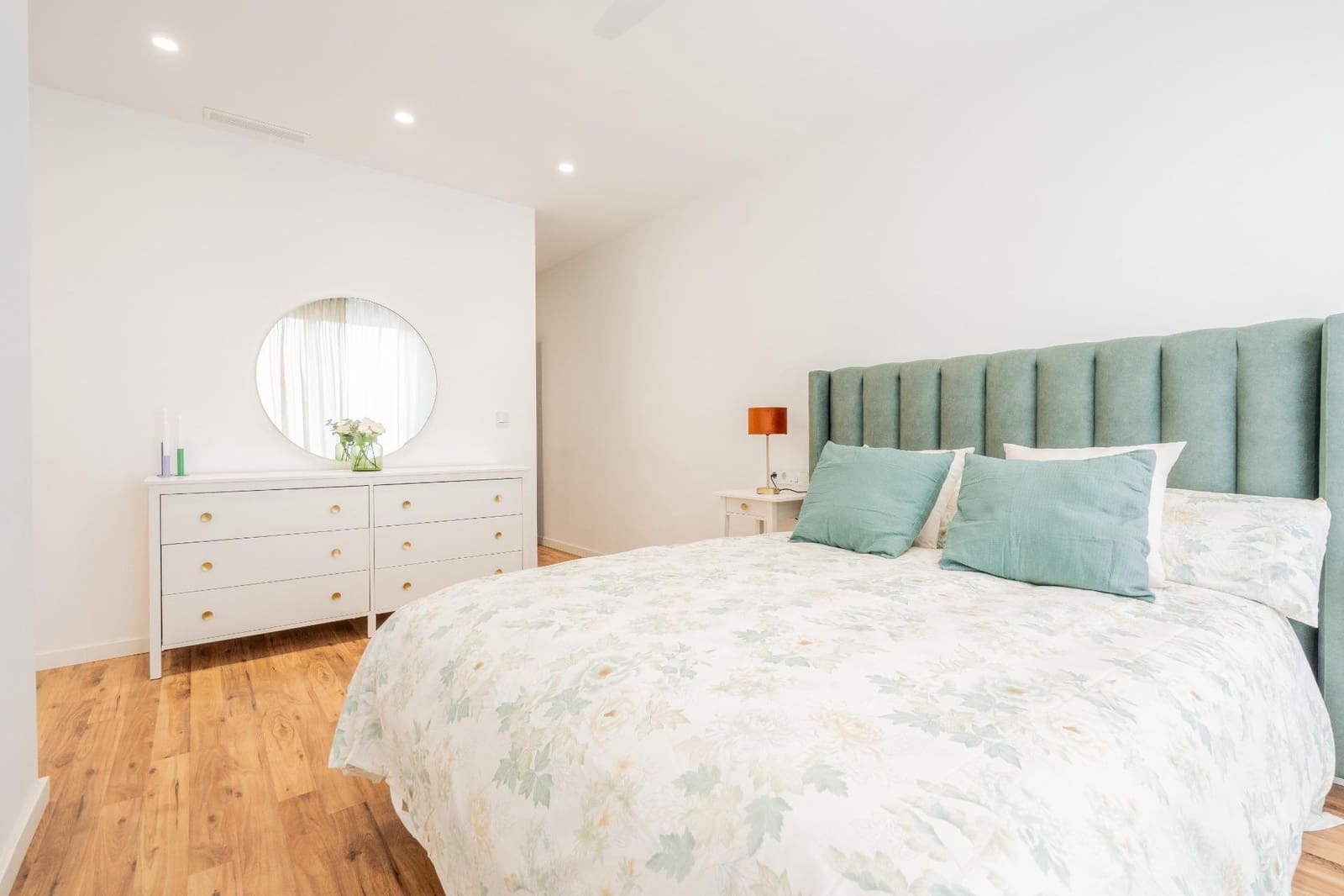 7 sypialnia Willa na sprzedaż w Picanya z basenem garażem - 749 900 € (Ref: 8068707)