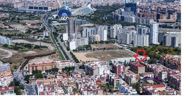 Tontti myytävänä paikassa Natzaret, Valencia kaupunki - 137 000 € (Ref: 8233501)
