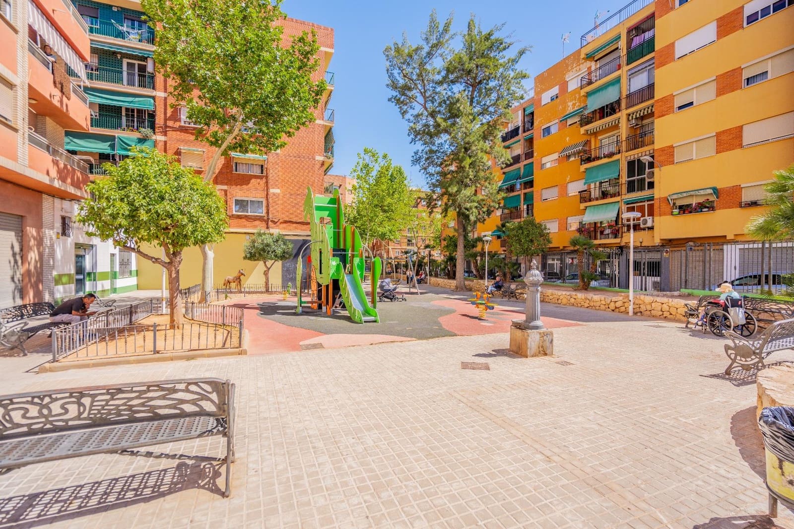 Erhverv til salg i Manises - € 177.000 (Ref: 8295898)