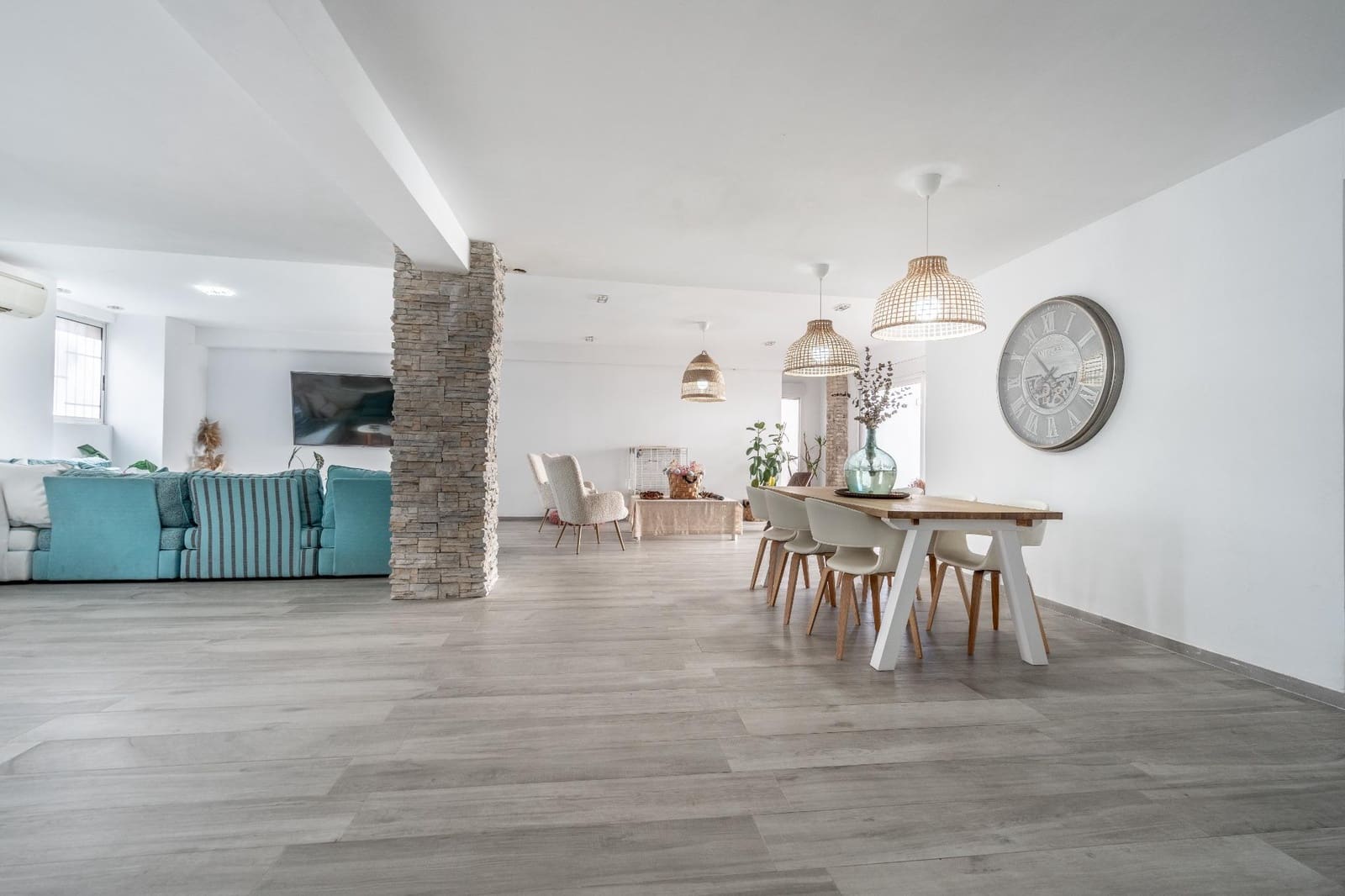 6 soveværelse Villa til salg i Valencia by med swimmingpool garage - € 650.000 (Ref: 8302915)