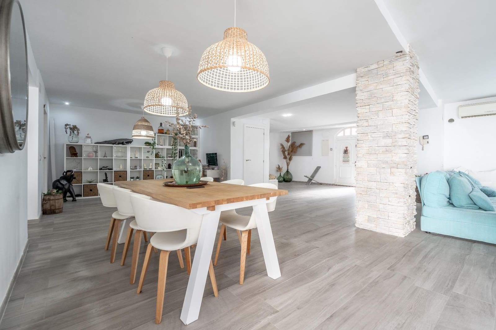 6 soveværelse Villa til salg i Valencia by med swimmingpool garage - € 650.000 (Ref: 8302915)