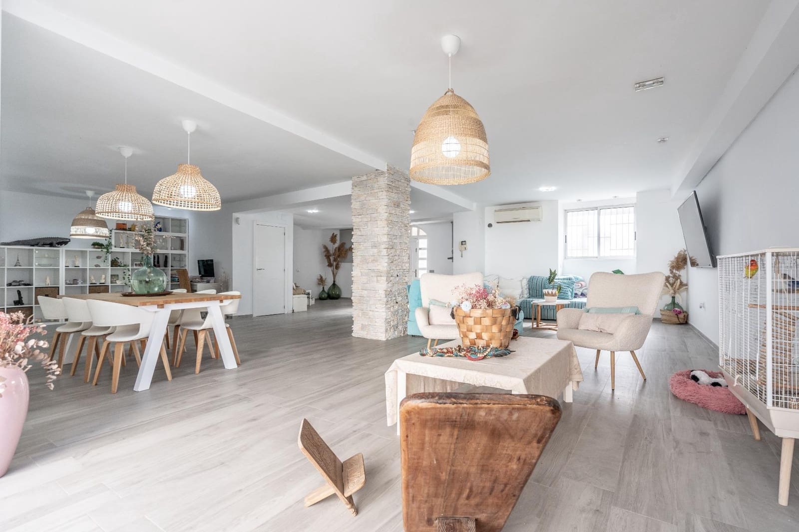 6 soveværelse Villa til salg i Valencia by med swimmingpool garage - € 650.000 (Ref: 8302915)