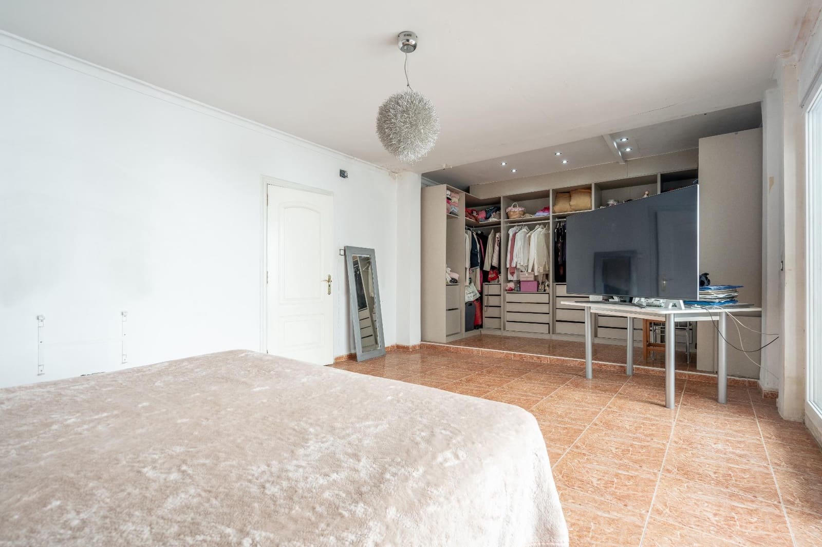 6 soveværelse Villa til salg i Valencia by med swimmingpool garage - € 650.000 (Ref: 8302915)