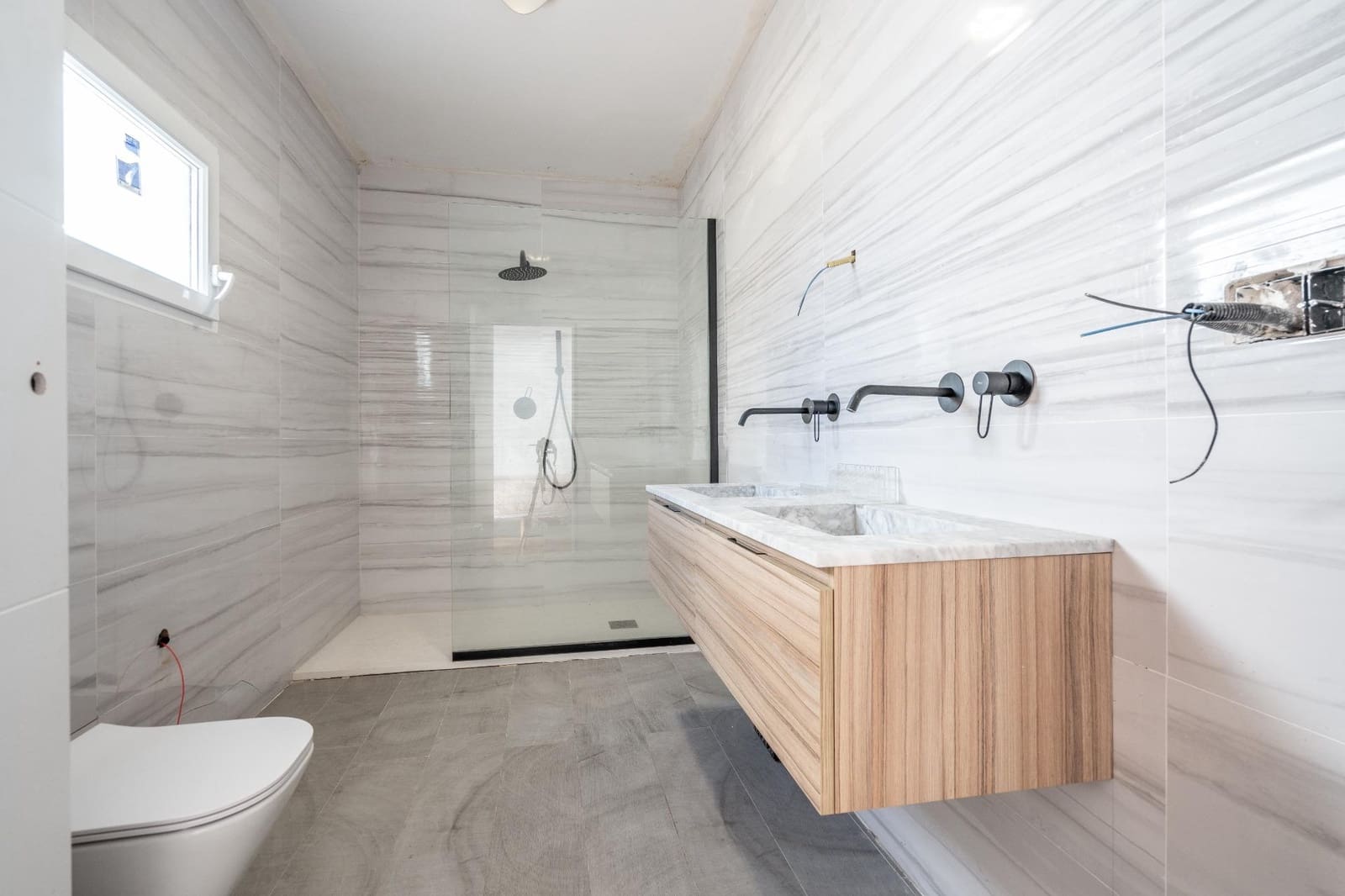 6 soveværelse Villa til salg i Valencia by med swimmingpool garage - € 650.000 (Ref: 8302915)