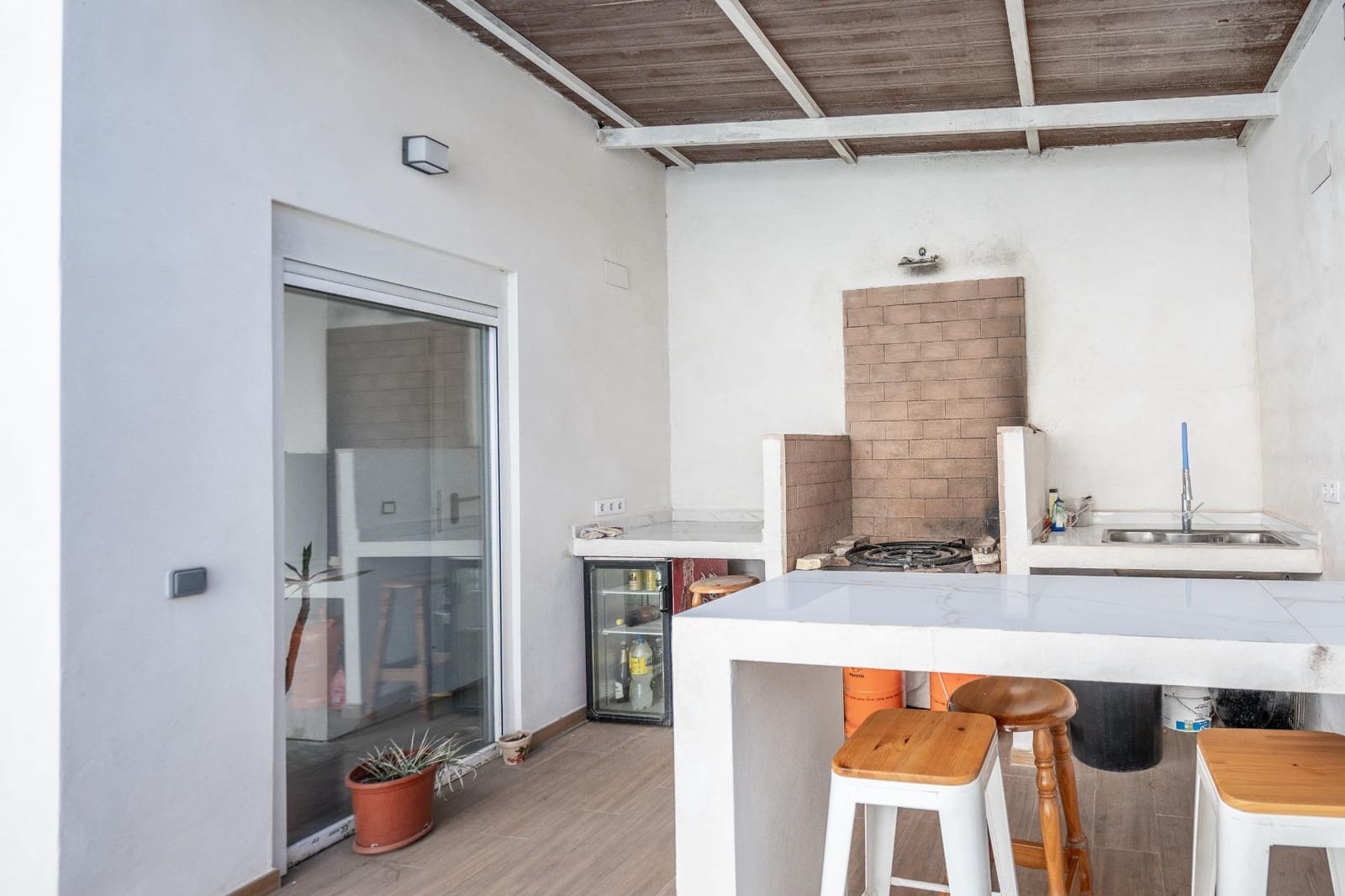 6 soveværelse Villa til salg i Valencia by med swimmingpool garage - € 650.000 (Ref: 8302915)