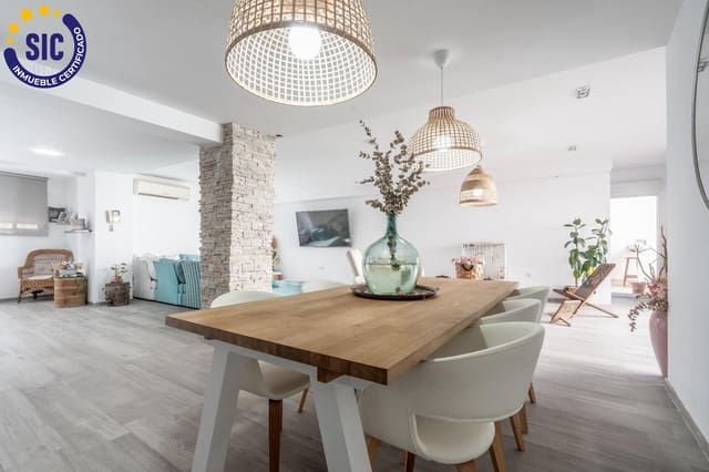 6 quarto Moradia para venda em Natzaret, Valência cidade com piscina garagem - 600 000 € (Ref: 8302915)