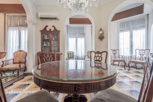 4 bedroom Flat for sale in Sant Francesc, Valencia city - € 840,000 (Ref: 8692526)