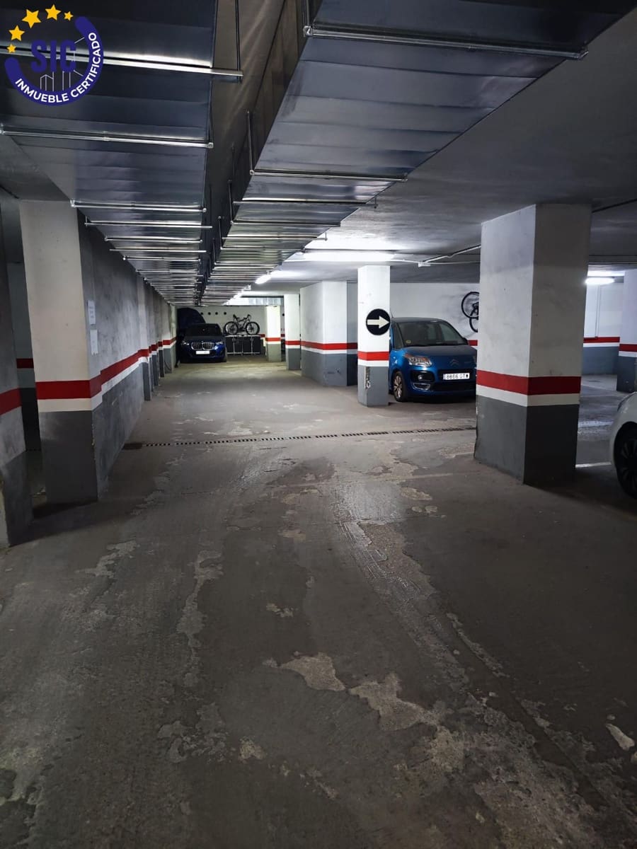 Garage til salg i Valencia by - € 19.900 (Ref: 8849657)