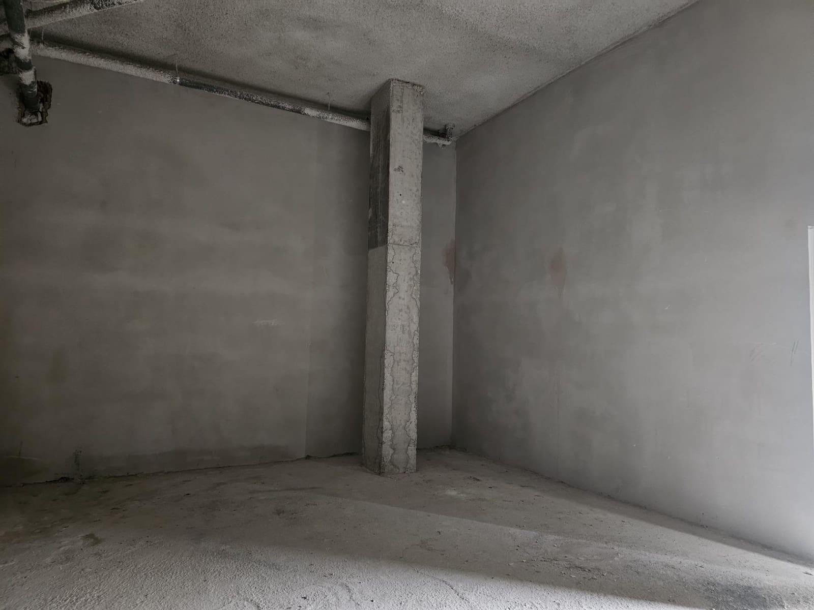 Komercyjne do wynajęcia w Miasto Walencja - 950 € (Ref: 8867113)