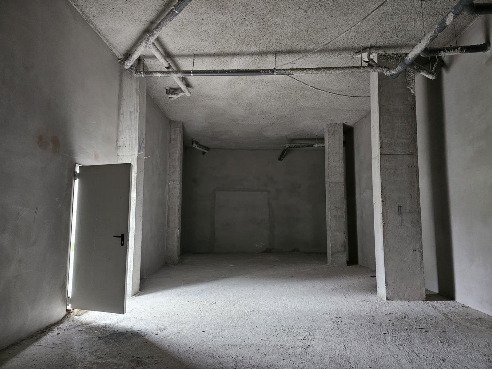 Komercyjne do wynajęcia w Miasto Walencja - 950 € (Ref: 8867113)