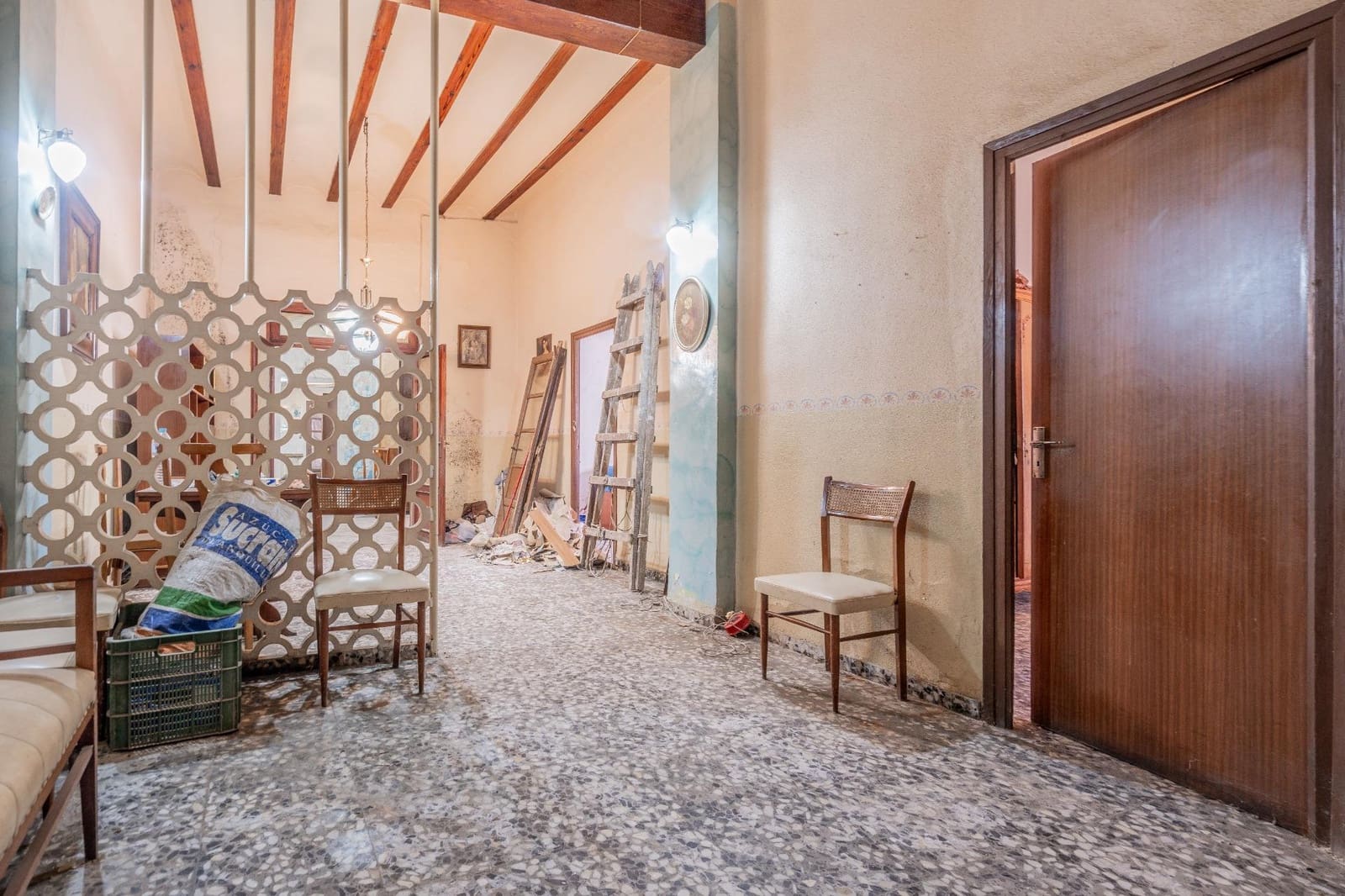 5 soveværelse Byhus til salg i Chella - € 75.000 (Ref: 9005209)