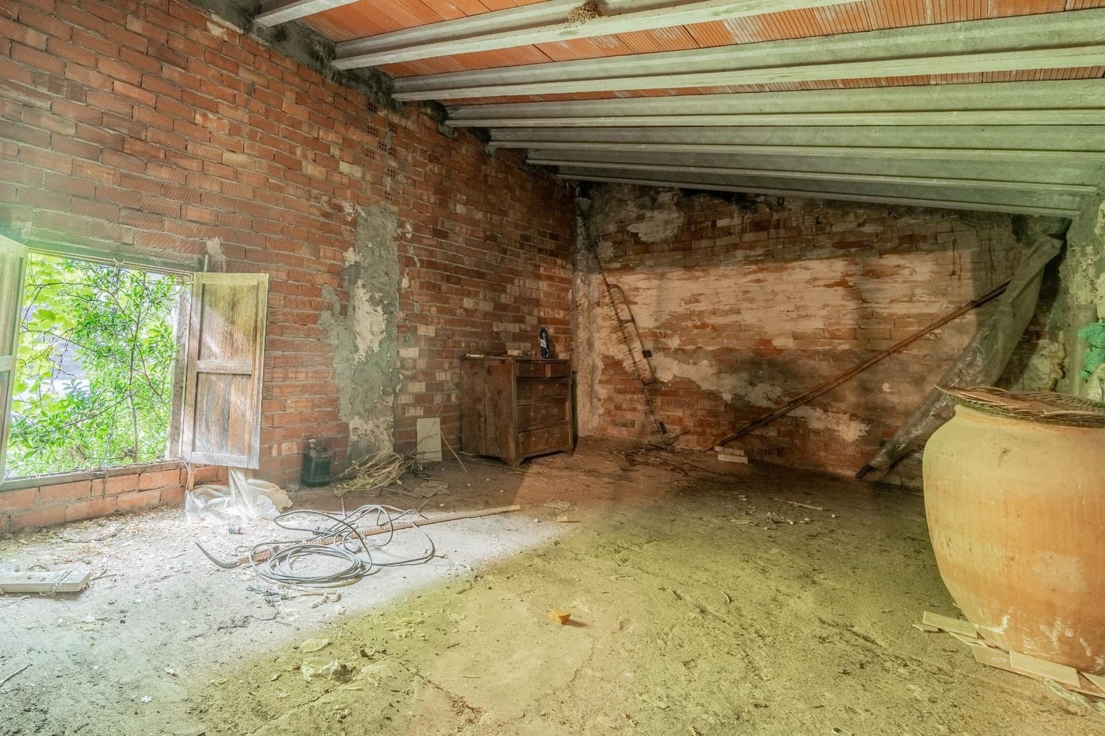 5 soveværelse Byhus til salg i Chella - € 75.000 (Ref: 9005209)