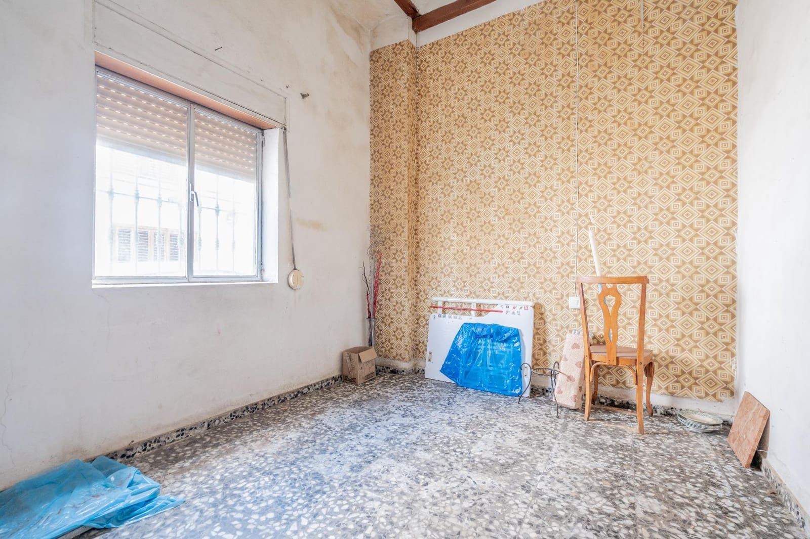 5 soveværelse Byhus til salg i Chella - € 75.000 (Ref: 9005209)