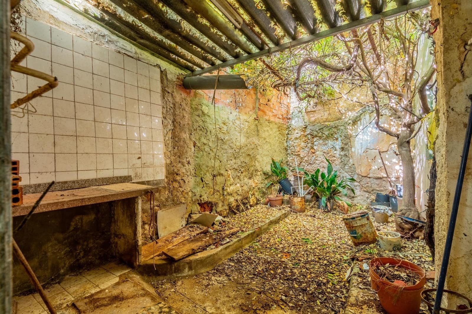 5 soveværelse Byhus til salg i Chella - € 75.000 (Ref: 9005209)