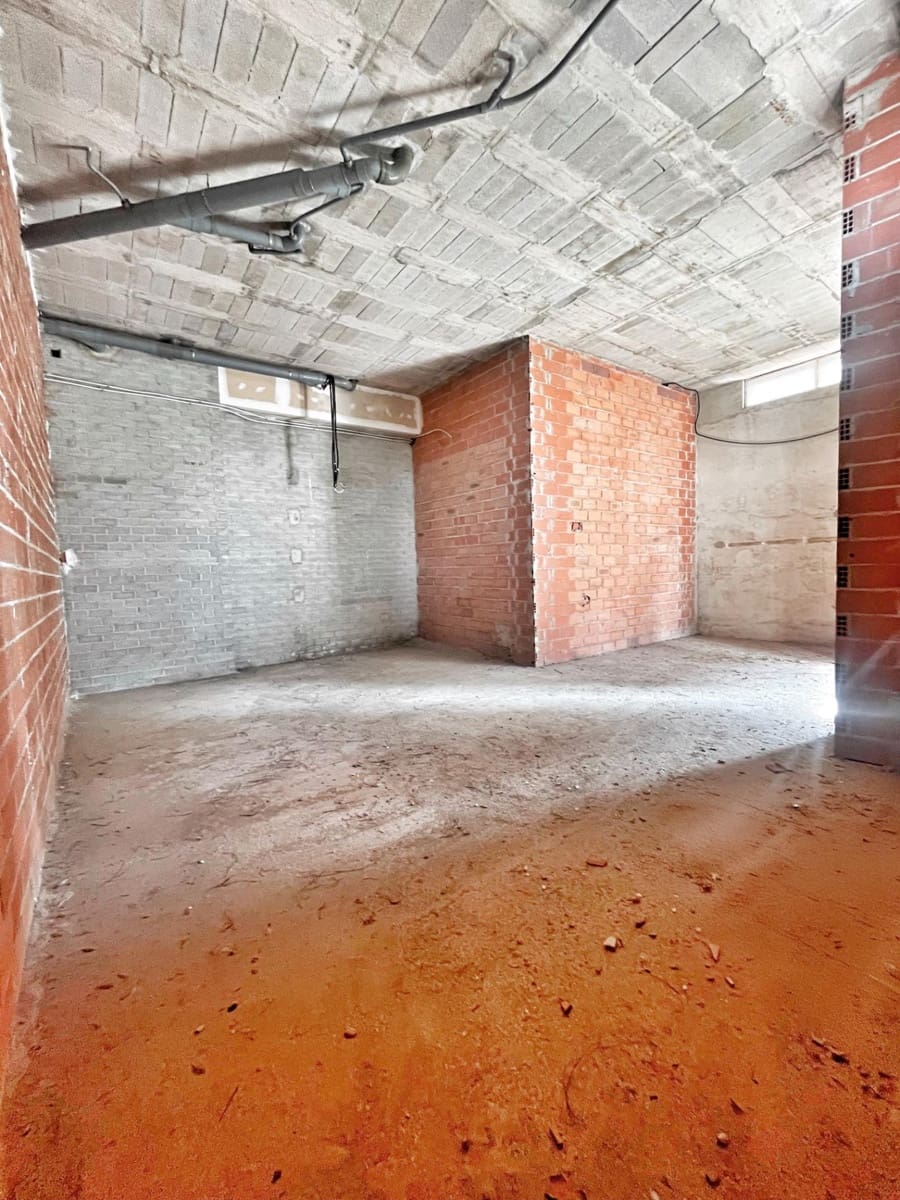 Erhverv til leje i Valencia by - € 4.500 (Ref: 9012190)