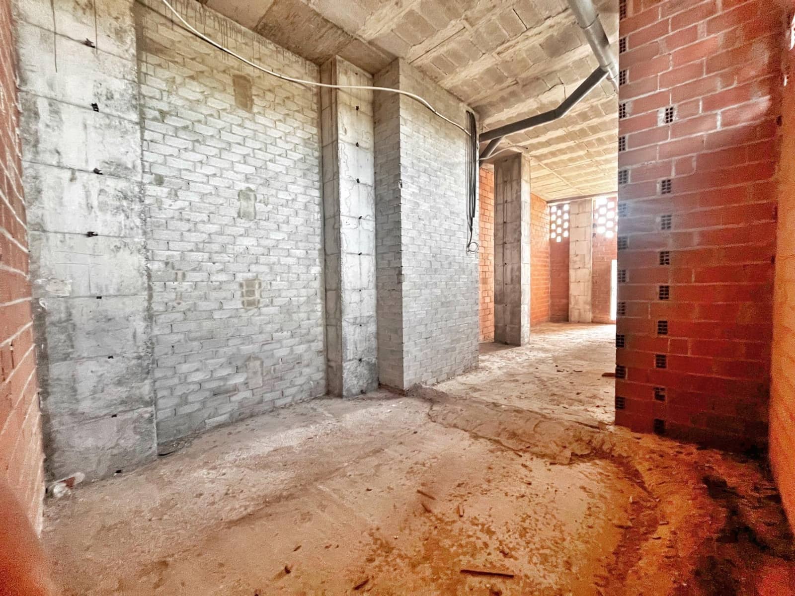 Erhverv til leje i Valencia by - € 4.500 (Ref: 9012190)