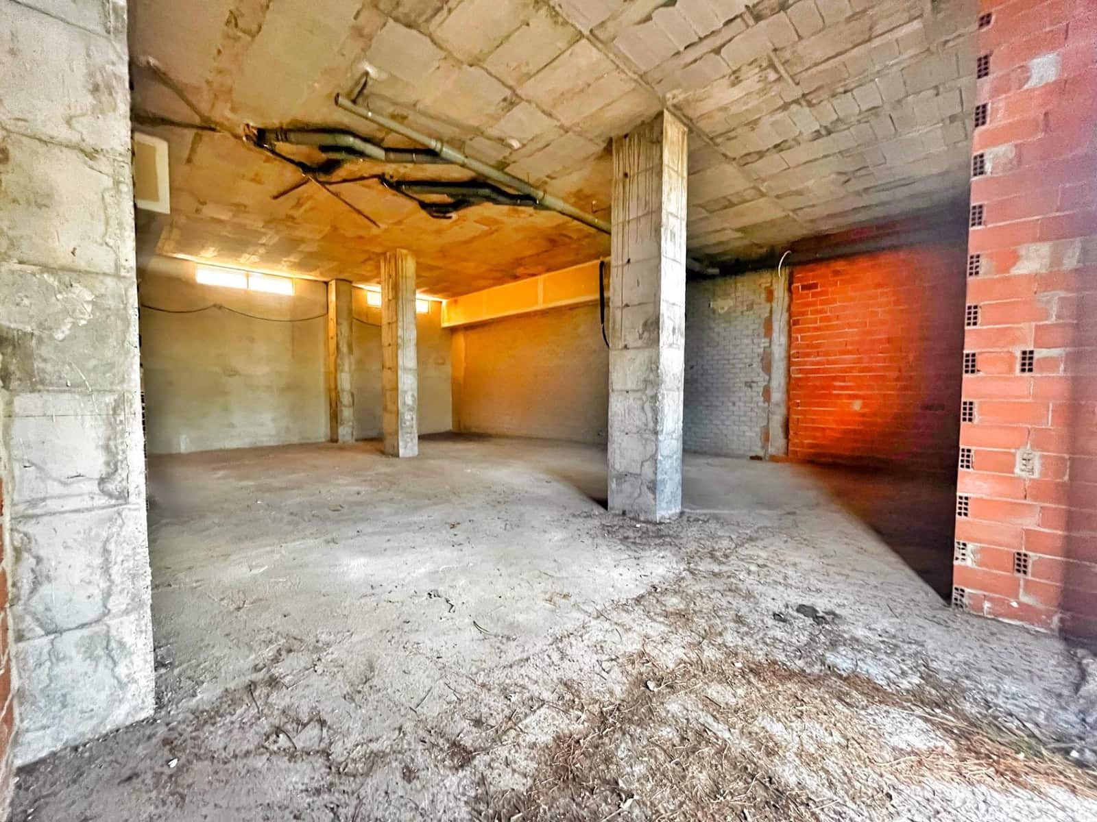 Erhverv til leje i Valencia by - € 4.500 (Ref: 9012190)