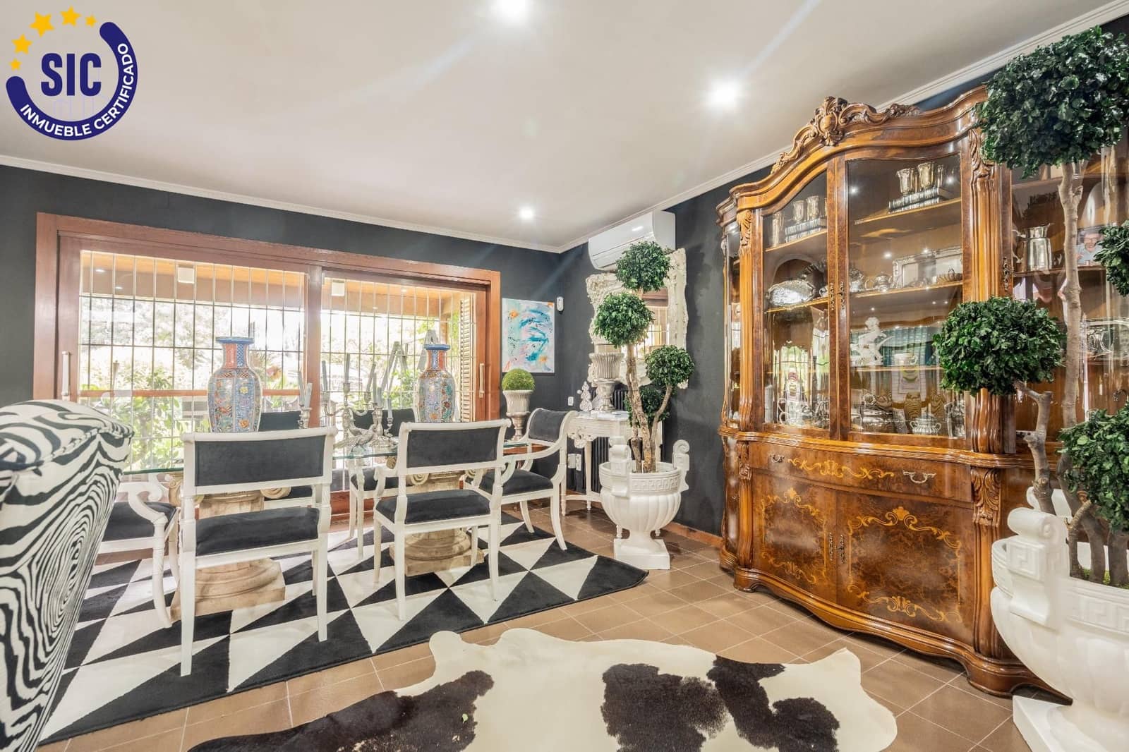 6 slaapkamer Villa te koop in La Canada met zwembad - € 1.000.000 (Ref: 9014416)