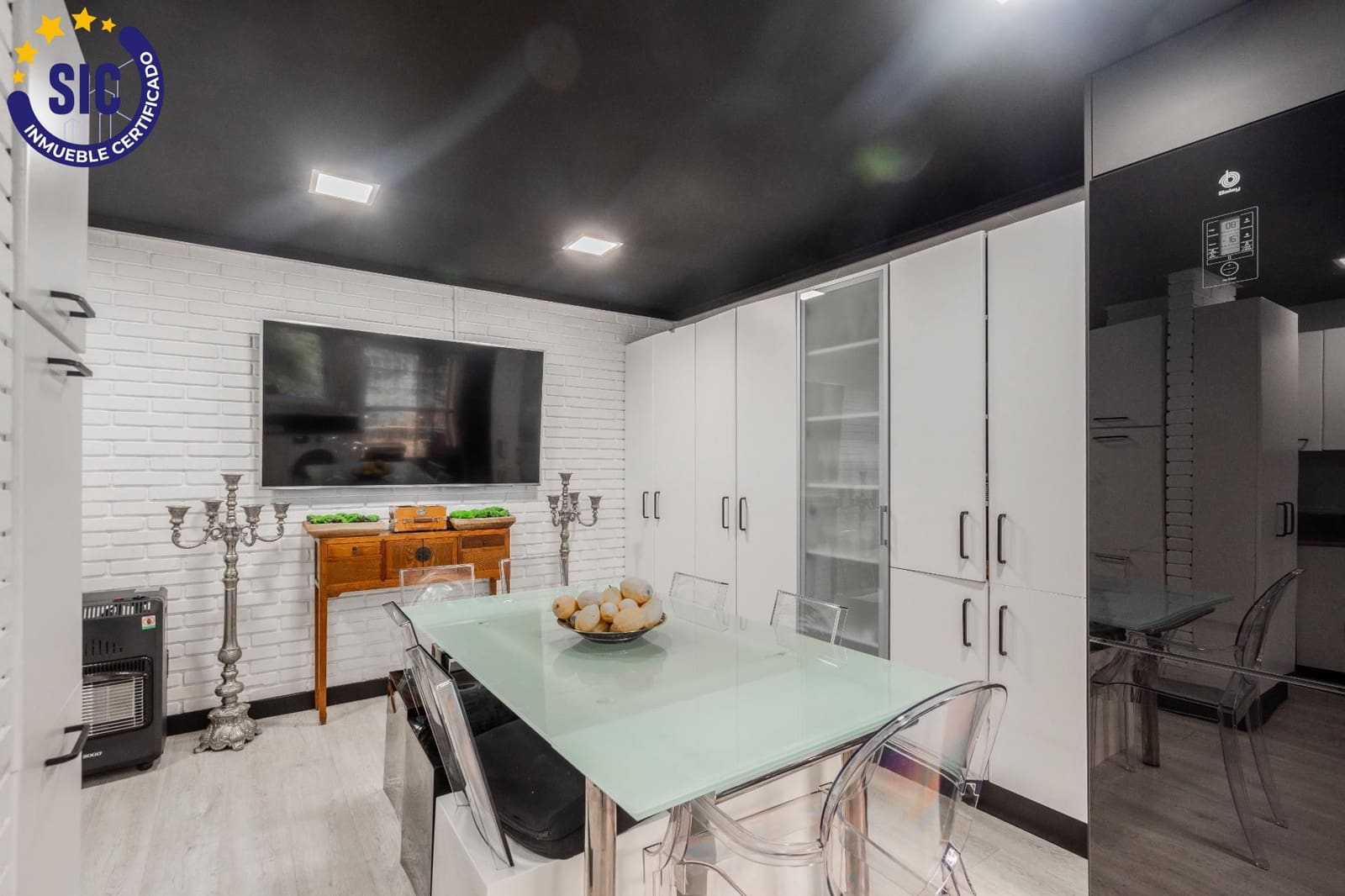 6 slaapkamer Villa te koop in La Canada met zwembad - € 1.000.000 (Ref: 9014416)