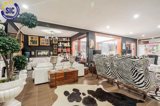 6 soverom Villa til salgs i La Cañada, Paterna med svømmebasseng - € 1 000 000 (Ref: 9014416)