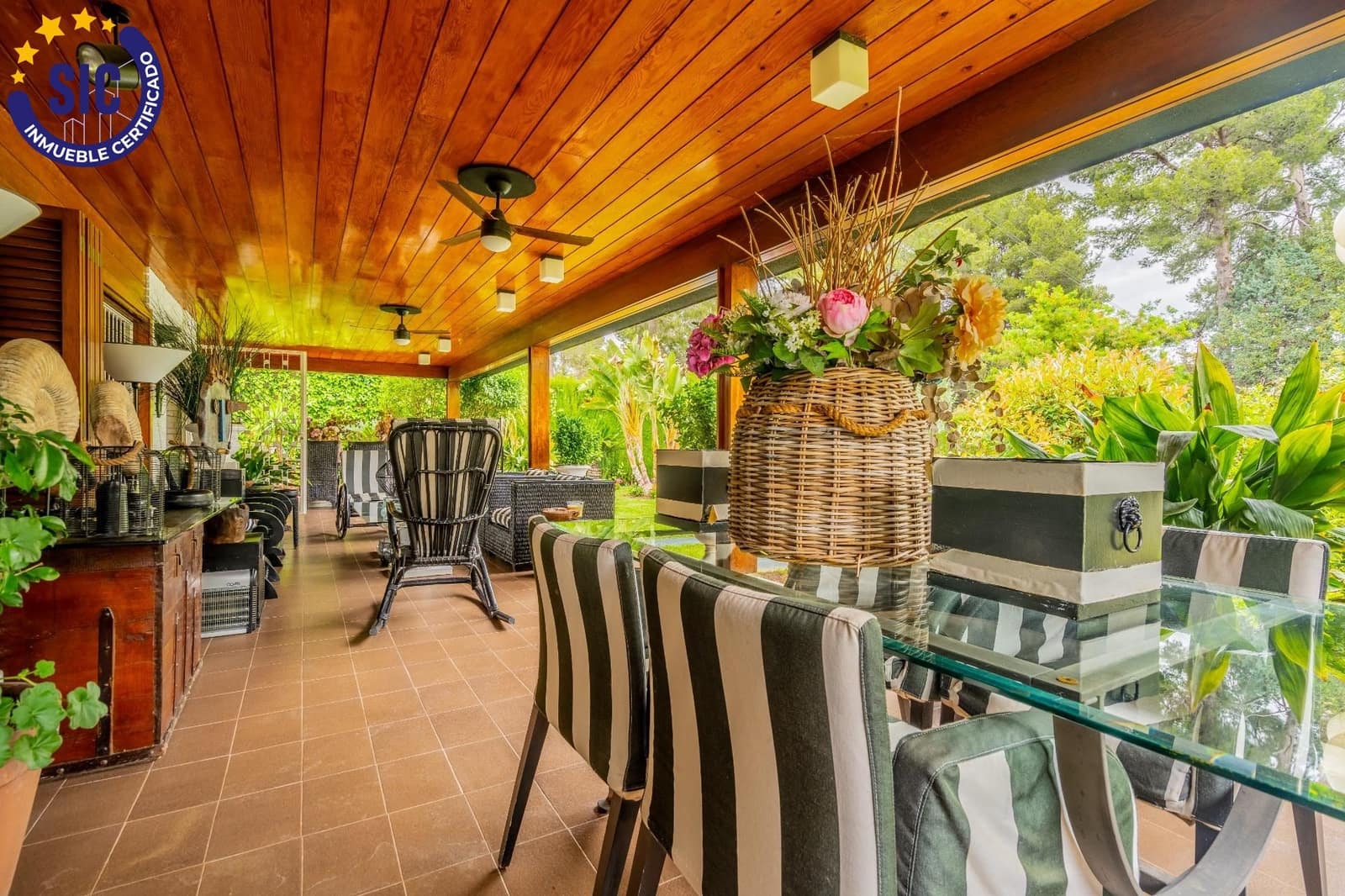 6 slaapkamer Villa te koop in La Canada met zwembad - € 1.000.000 (Ref: 9014416)