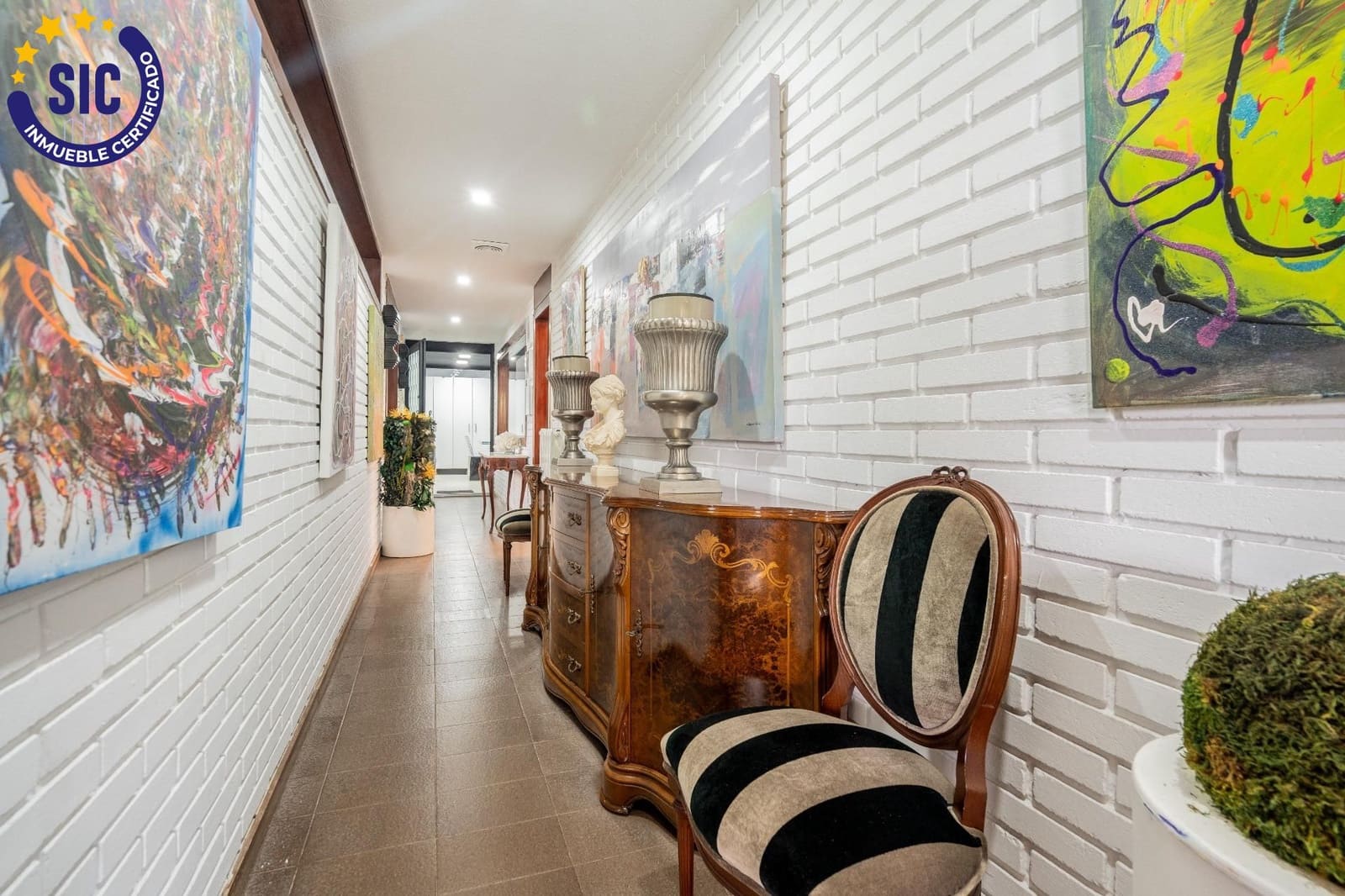 6 slaapkamer Villa te koop in La Canada met zwembad - € 1.000.000 (Ref: 9014416)