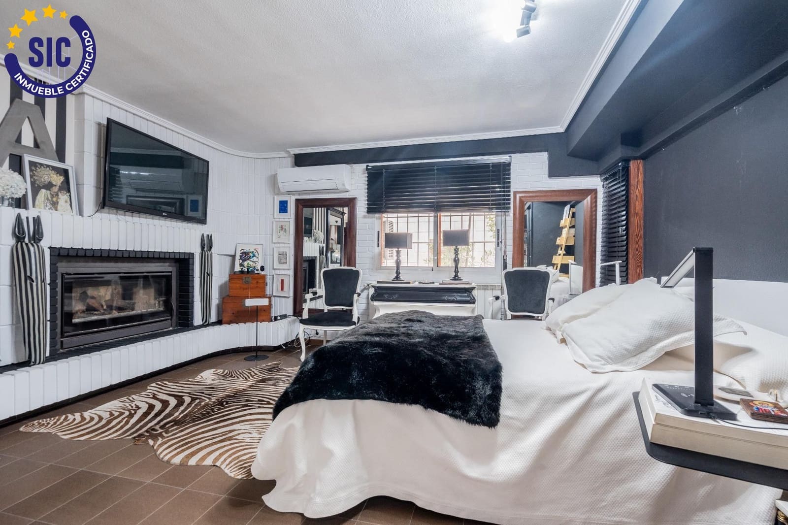 6 slaapkamer Villa te koop in La Canada met zwembad - € 1.000.000 (Ref: 9014416)