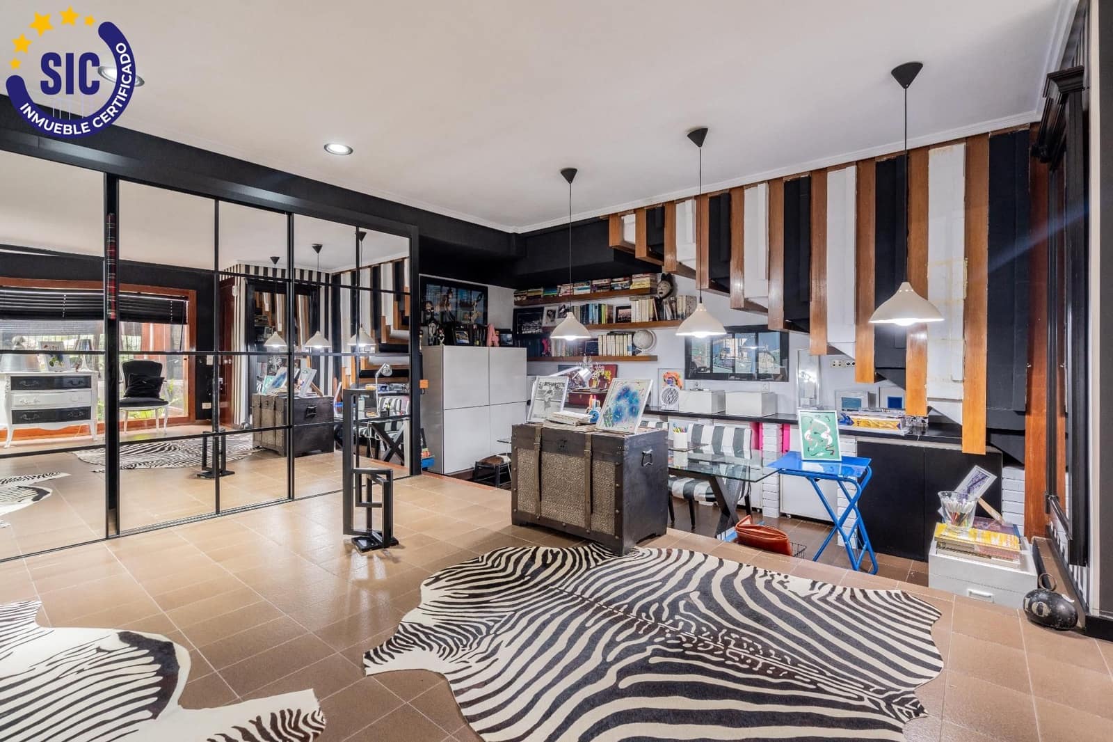 6 slaapkamer Villa te koop in La Canada met zwembad - € 1.000.000 (Ref: 9014416)