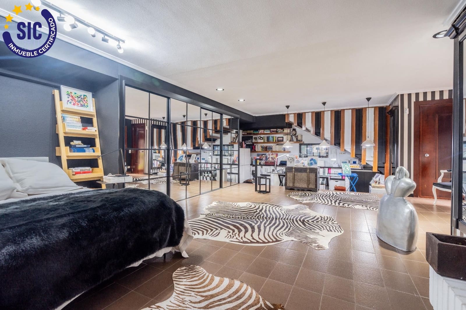 6 slaapkamer Villa te koop in La Canada met zwembad - € 1.000.000 (Ref: 9014416)