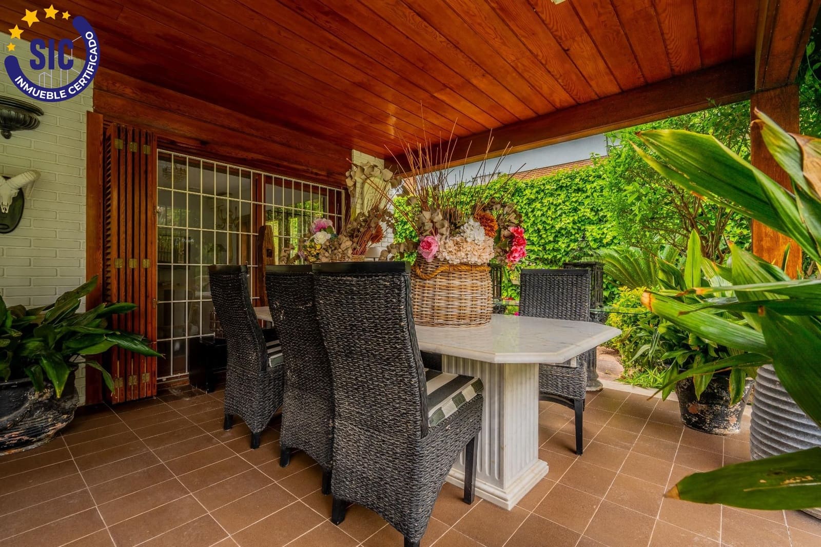 6 slaapkamer Villa te koop in La Canada met zwembad - € 1.000.000 (Ref: 9014416)