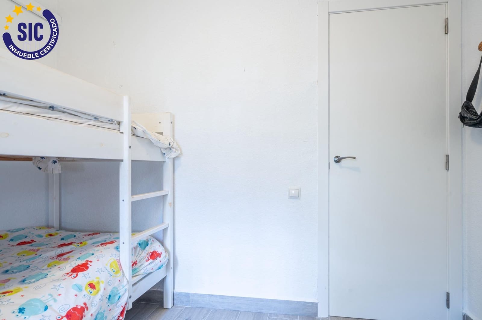 4 soveværelse Lejlighed til salg i Valencia by med swimmingpool garage - € 340.000 (Ref: 9095380)