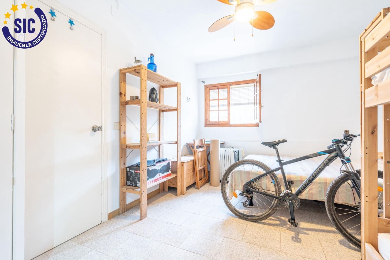 4 soveværelse Lejlighed til salg i Valencia by med swimmingpool garage - € 340.000 (Ref: 9095380)