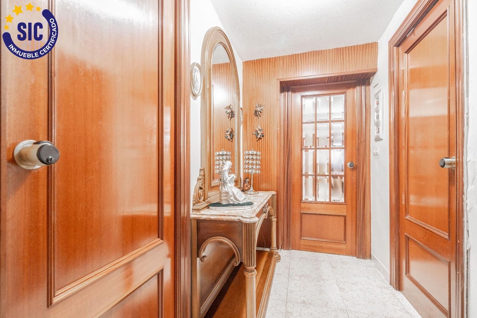 2 soveværelse Lejlighed til salg i Valencia by - € 275.000 (Ref: 9163952)